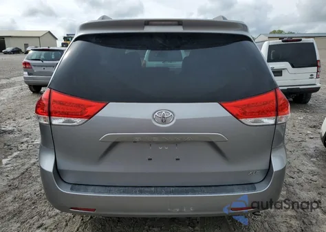 2012 Toyota Sienna Xle from USA, damaged, VIN 5TDYK3DCXCS278957